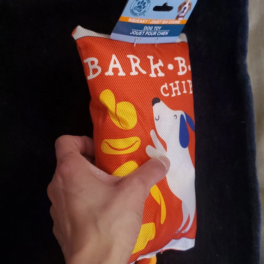🐕  BARK-B-Q CHIPS DOG TOY 🐕